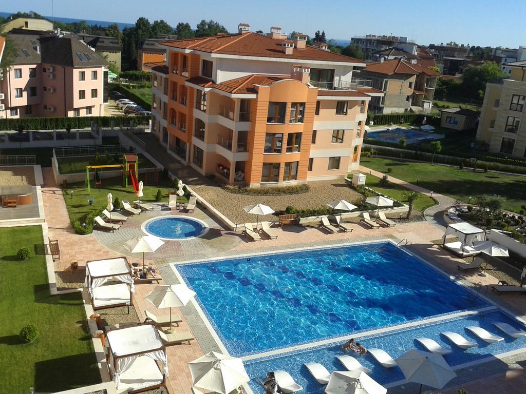 Apartment In St. Constantine And Helena سينتس قسطنطين وهيلينا المظهر الخارجي الصورة